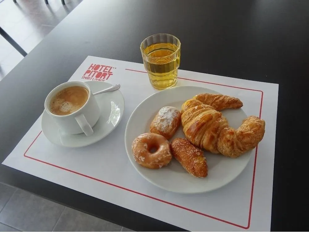 Hotel 170 Castelldefels Espanha